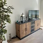 Appartement Aan Zee En Stad, Super Locatie En Volledig Gerenoveerd!
